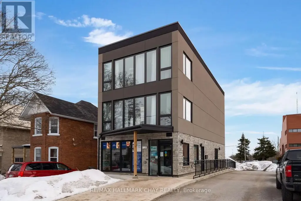 163 Mary Street, Orillia